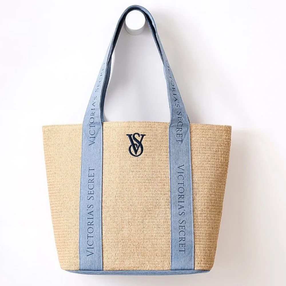 BRAND NEW VICTORIA'S SECRET Straw Tote - Picture 1 of 2
